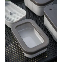Matrix Fishing Caja de cebo Skirt Lid