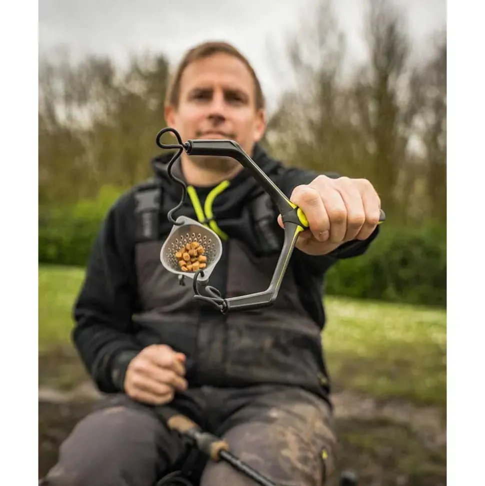 Matrix Fishing Tirachinas Slik Catapult L